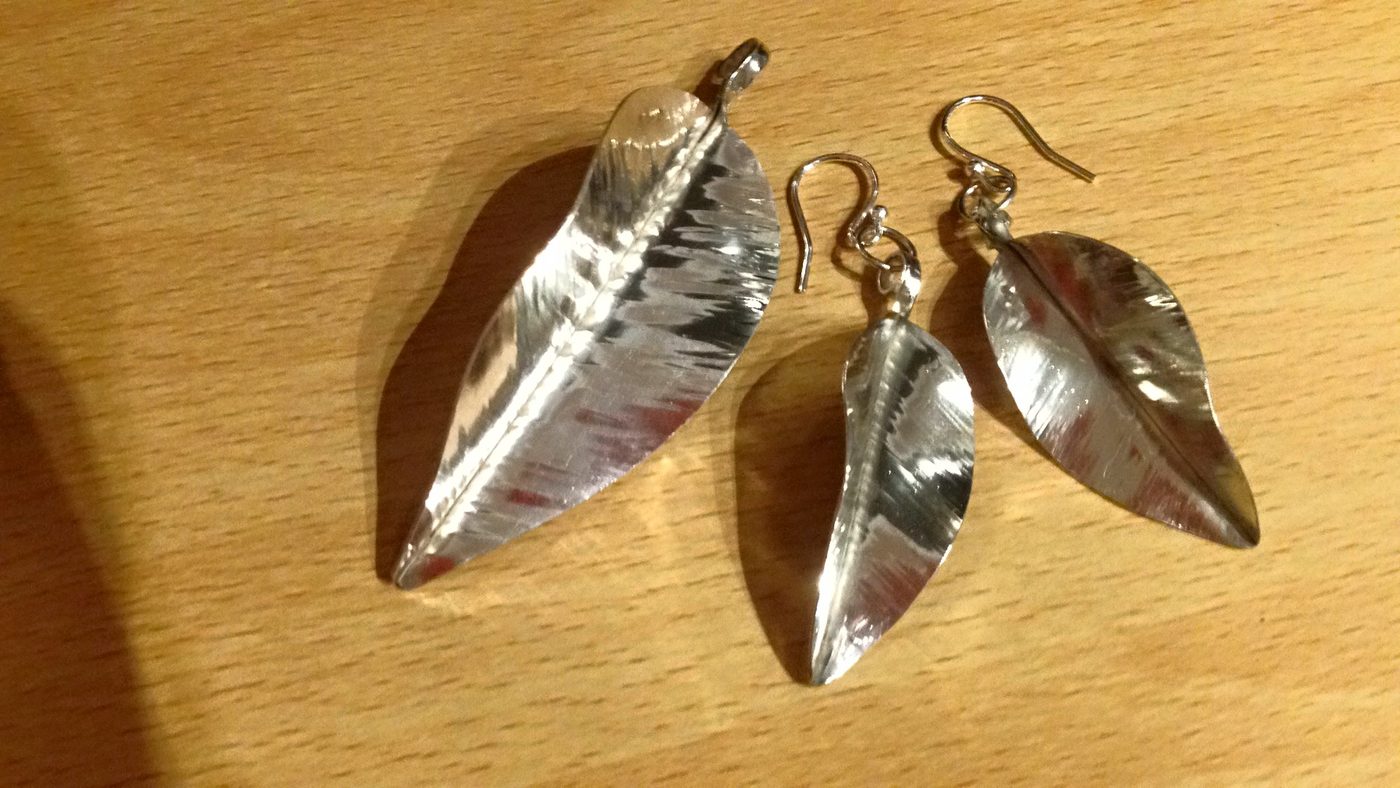 Leaf pendant and matching leaf earrings